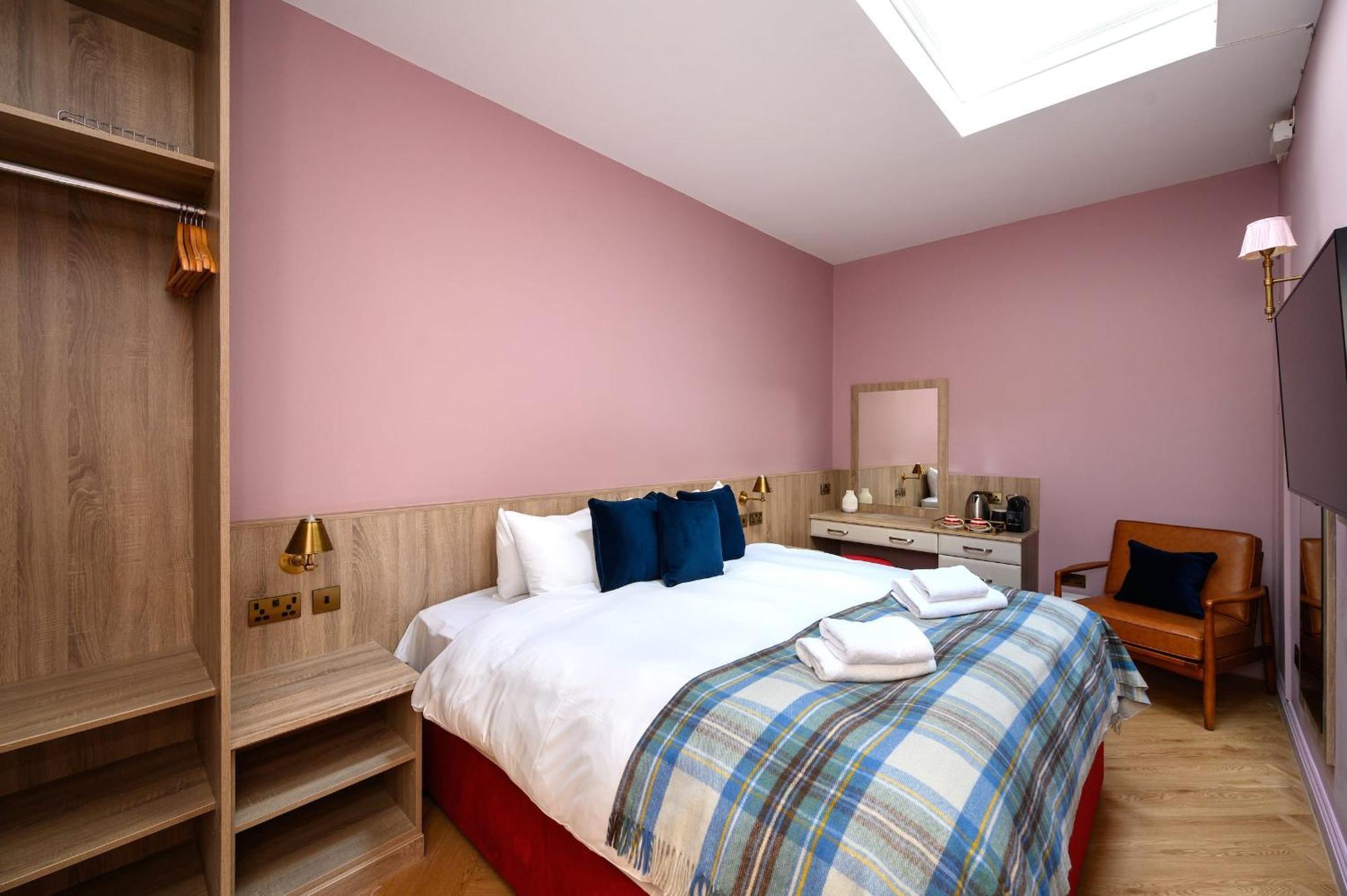 Queen Charlotte Guesthouse Единбург Екстер'єр фото