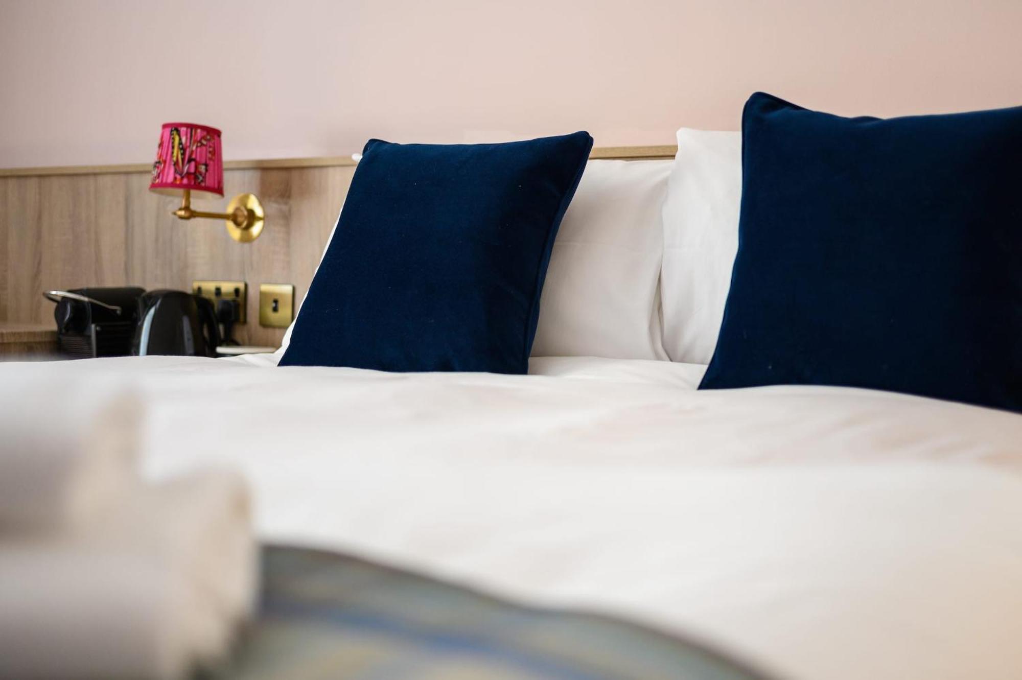 Queen Charlotte Guesthouse Единбург Екстер'єр фото