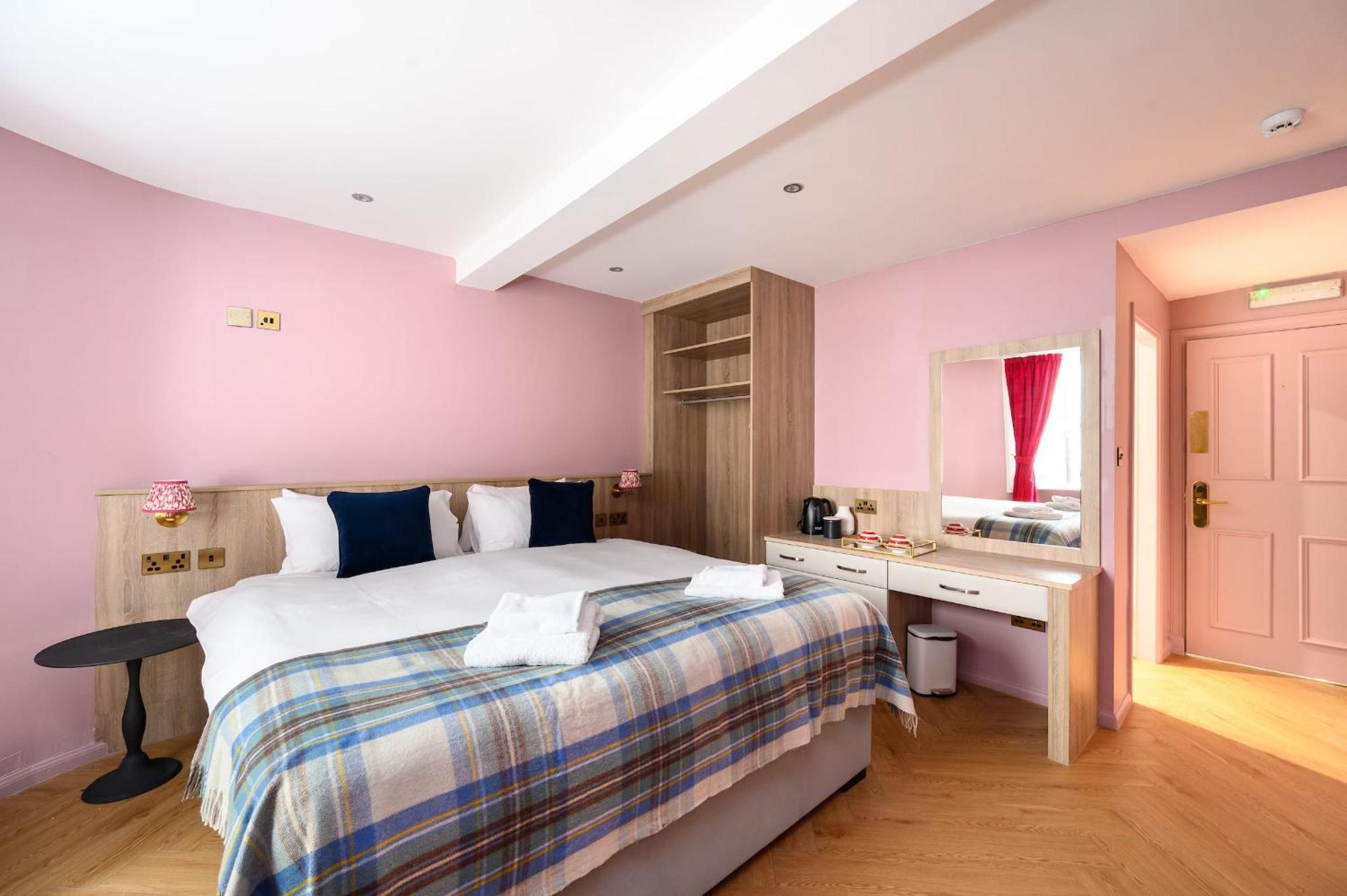 Queen Charlotte Guesthouse Единбург Екстер'єр фото