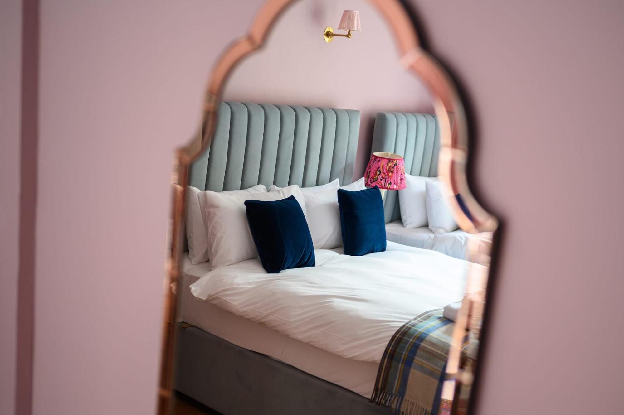 Queen Charlotte Guesthouse Единбург Екстер'єр фото